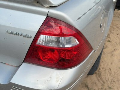 2005-2007 Ford Fivehundred Passenger Right Tail Light Brake Lamp Oem Rear