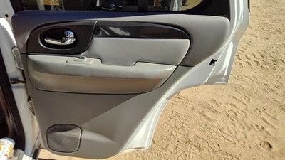 06-09 Gmc Envoy Passenger Right Rear Door Trim Panel With Switches Back Gray 28H