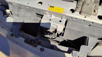 1998-2002 Oldsmobile Intrigue Hood Latch Assembly With Bracket Oem