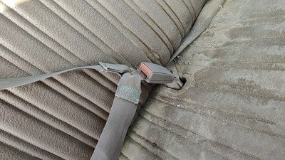 1994 Chevy Silverado 1500 Passenger Right Front Seat Belt Buckle Receiver Tan
