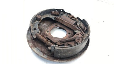1975 Cutlass Supreme Driver Left Rear Brake Backing Plate Assembly 2 Door Coupe