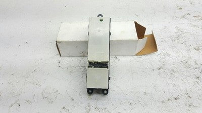 2005-2006 Nissan Xterra Driver Front Door Switch Driver's Lock And Window