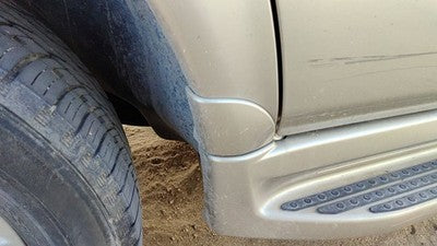 2005 Mercedes Ml350 Passenger Right Rear Moulding On Quarter Panel Oem Gold