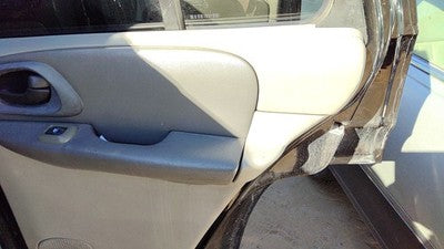 02-04 Trail Blazer Passenger Right Rear Door Trim Panel With Switches Back Gray