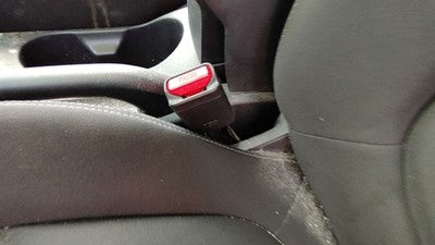 2010-2013 Kia Soul Driver Left Front Seat Belt Buckle Receiver Oem Black Wk