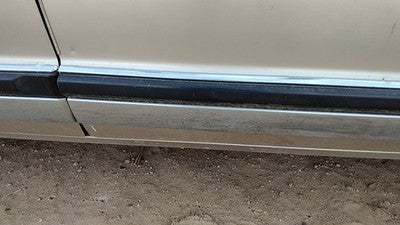 1994 Buick Park Ave Passenger Right Front Moulding From Door Oem Trim Strip Gold