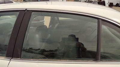 2000-05 Buick Lesabre Driver Left Rear Side Window Door Glass Oem Back 15256611