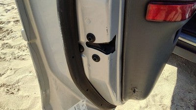 1998-2002 Oldsmobile Intrigue Driver Left Front Door Latch With Rods/Cables Oem