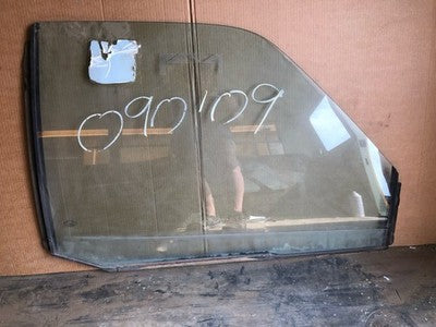1988 Silverado 2500 Passenger Right Front Side Window Door Glass Oem 15612850