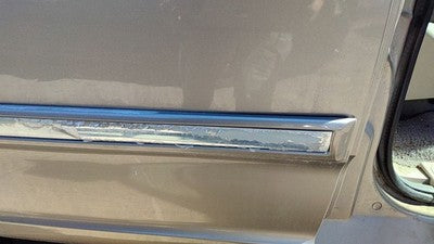 97-02 Expedition Passenger Right Rear Moulding From Door Back Trim Strip Arizona