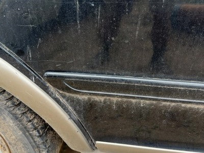 97-02 Ford Expedition Passenger Right Rear Upper Moulding From Door Oem Black