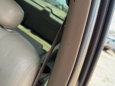 01 Suburban Complete Set Of Rear Seat Belts Retractor Buckle Left Right Back Tan