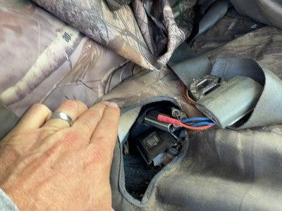 1992 Ford F250 Passenger Right Front Seat Belt Buckle Receiver Oem Gray