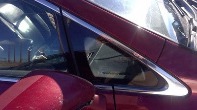 2010-2012 Lexus Hs250h Passenger Right Front Side Corner Window Oem Vent Pillar