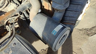 1996 Isuzu Npr Air Cleaner Filter Box Oem Intake Housing 4Bd2 3.9L