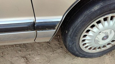 1994 Buick Park Ave Passenger Right Moulding From Fender Oem Trim Strip Gold