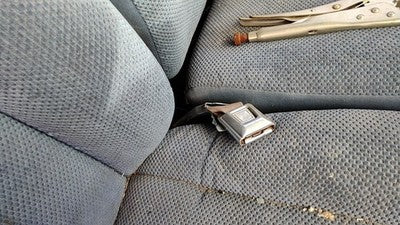 1987 Ford Ranger Passenger Right Front Seat Belt Buckle Receiver Oem Blue