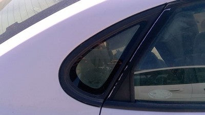 1996-2007 Ford Taurus Passenger Right Rear Quarter Glass Back Side Window Oem