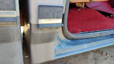 1989 Ford F150 Passenger Right Rear Moulding On Cab Oem Rh