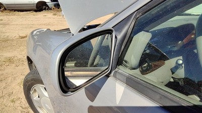 1997-2005 Chevy Malibu Driver Left Side Mirror Door Mounted Oem 17u Silvermist