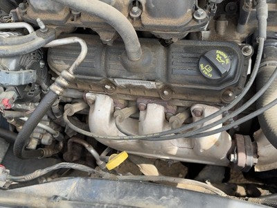 2004-2010 Chrysler Town & Country Driver Left Valve Cover Oem 3.8L 4648980Ab