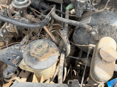 97-04 Ford Expedition Driver Left Valve Cover Oem 5.4L