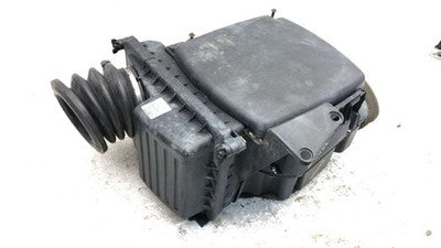 1997-2005 Buick Park Ave Complete Air Intake Filter Box Housing With Tube Oem