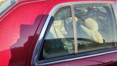 94-11 Grand Marquis Passenger Right Rear Vent Window Back Door Glass With Frame