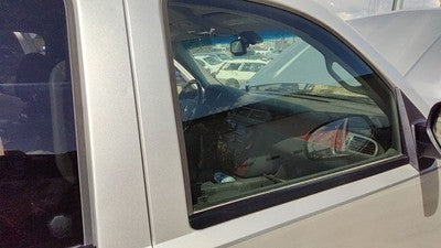 2007-2014 Chevy Tahoe Passenger Right Front Side Window Door Glass Oem 15175144