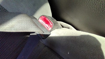 2002-2005 Ford Explorer Passenger Right Front Seat Belt Buckle Receiver Gray Tt