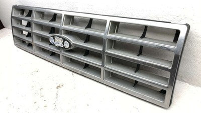 1982-1986 Ford F150 Front Grille Assembly Oem E3Tz8200G Bronco E3Tz8200G