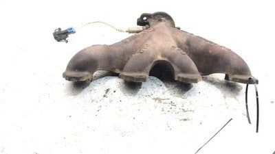1998-2002 Chevy Cavalier Exhaust Manifold Assembly Oem 2.2L Mt 24577258