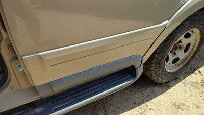 98 99 Lincoln Navigator Driver Left Rear Moulding From Door Back Trim Gold Bi
