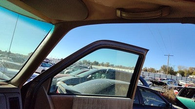 1994 Chevy Suburban Passenger Right A Pillar Trim Windshield Post Panel Oem Tan