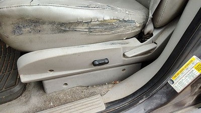 2007 Chevy Equinox Driver Left Side Power Seat Switch With Trim Panel Gray 142