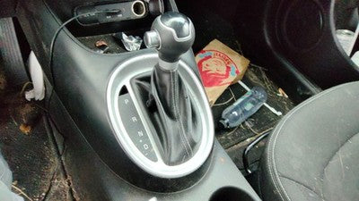 17-19 Kia Soul Floor Shifter Lever Assembly Shift Unit Automatic Transmission