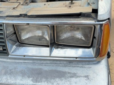 1986 Olds 88 Driver Left Head Light Oem Front Lamp 22524010