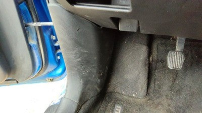 2005 Mazda 3 Driver Left Lower Kick Trim Panel Oem Bp5 Black