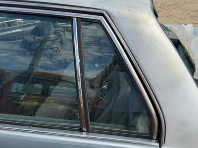 1986-1991 Olds 88 Driver Left Rear Vent Window Back Door Glass With Frame Oem