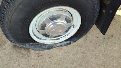 1976-1991 Gmc Sierra C3500 Hub Cap Wheel Cover Oem 00349094