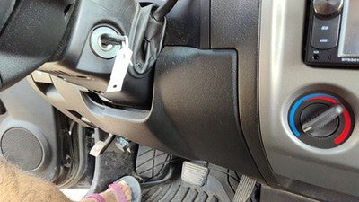 2004-12 Gmc Canyon Lower Dash Under Column Knee Bolster Trim Panel Oem Ebony 19J