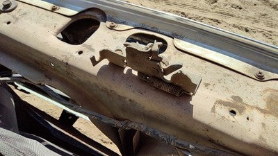 1981-1985 Dodge D350 Hood Latch Assembly With Bracket Oem 04335575