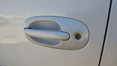 1998 Town & Country Driver Left Front Outside Door Handle Oem Pwp Golden White