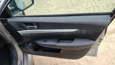 11-12 Legacy Outback Passenger Right Front Door Trim Panel With Switches Black