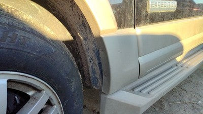 2008 Ford Expedition Driver Left Front Wheel Flare Moulding Oem Fender Ua Black