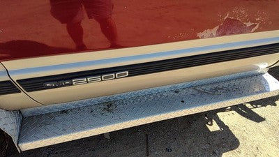 1992 Gmc Sierra 2500 Driver Left Front Moulding From Door Oem Trim Strip