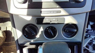 2006-2007 Vw Passat Temperature Control Module In Dash Heater Ac Head Unit Oem