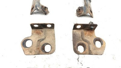 80-84 Deville Misc Headerpanel Hardware On Brackets Grille To Header Panel