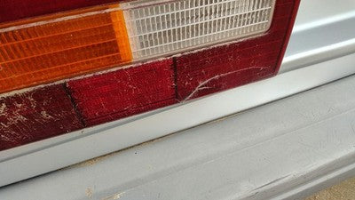 1990-1992 Volvo 740 Driver Left Tail Light Brake Lamp Oem Rear Cracked 35181635