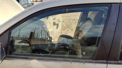 2007-2008 Suzuki Grand Vitara Xl-7 Driver Left Front Side Window Door Glass Oem